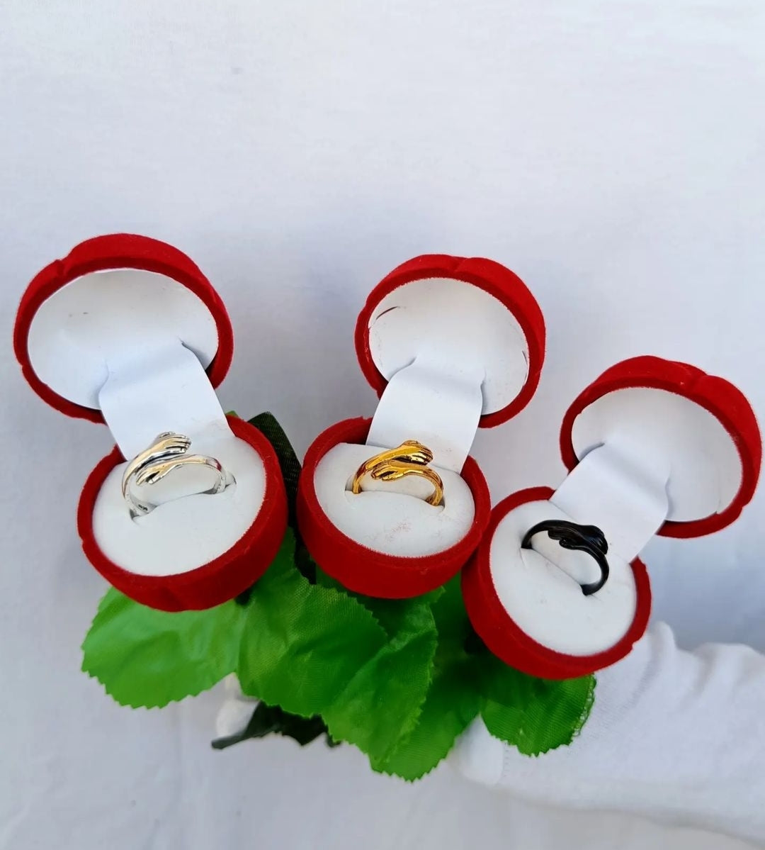 Hug Ring