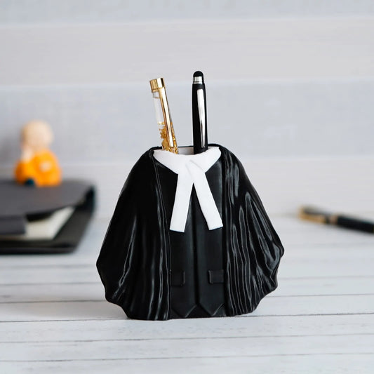 Advocate Pen Stand