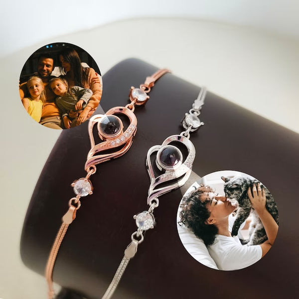 Bracelet with Photo Projection