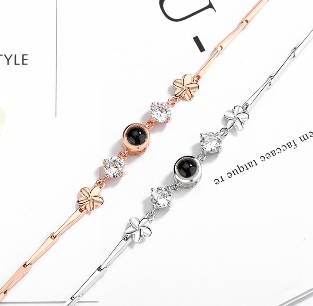 Bracelet with Photo Projection