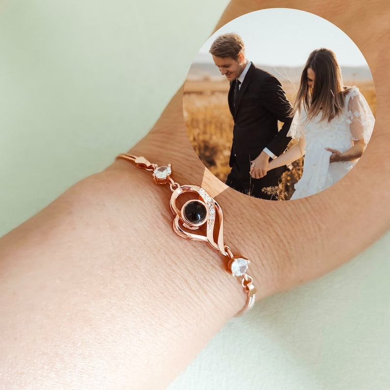Bracelet with Photo Projection