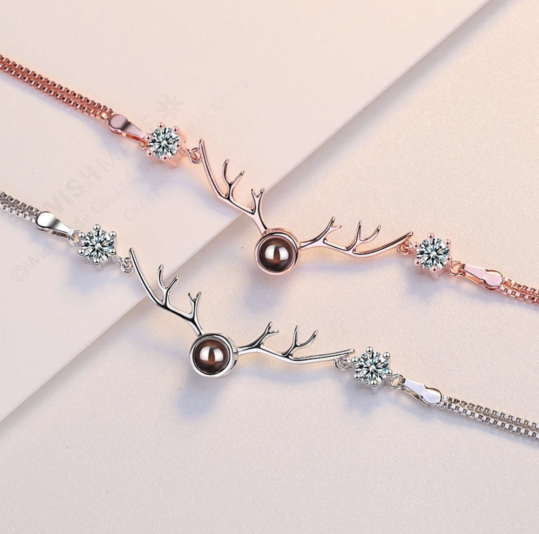 Bracelet with Photo Projection